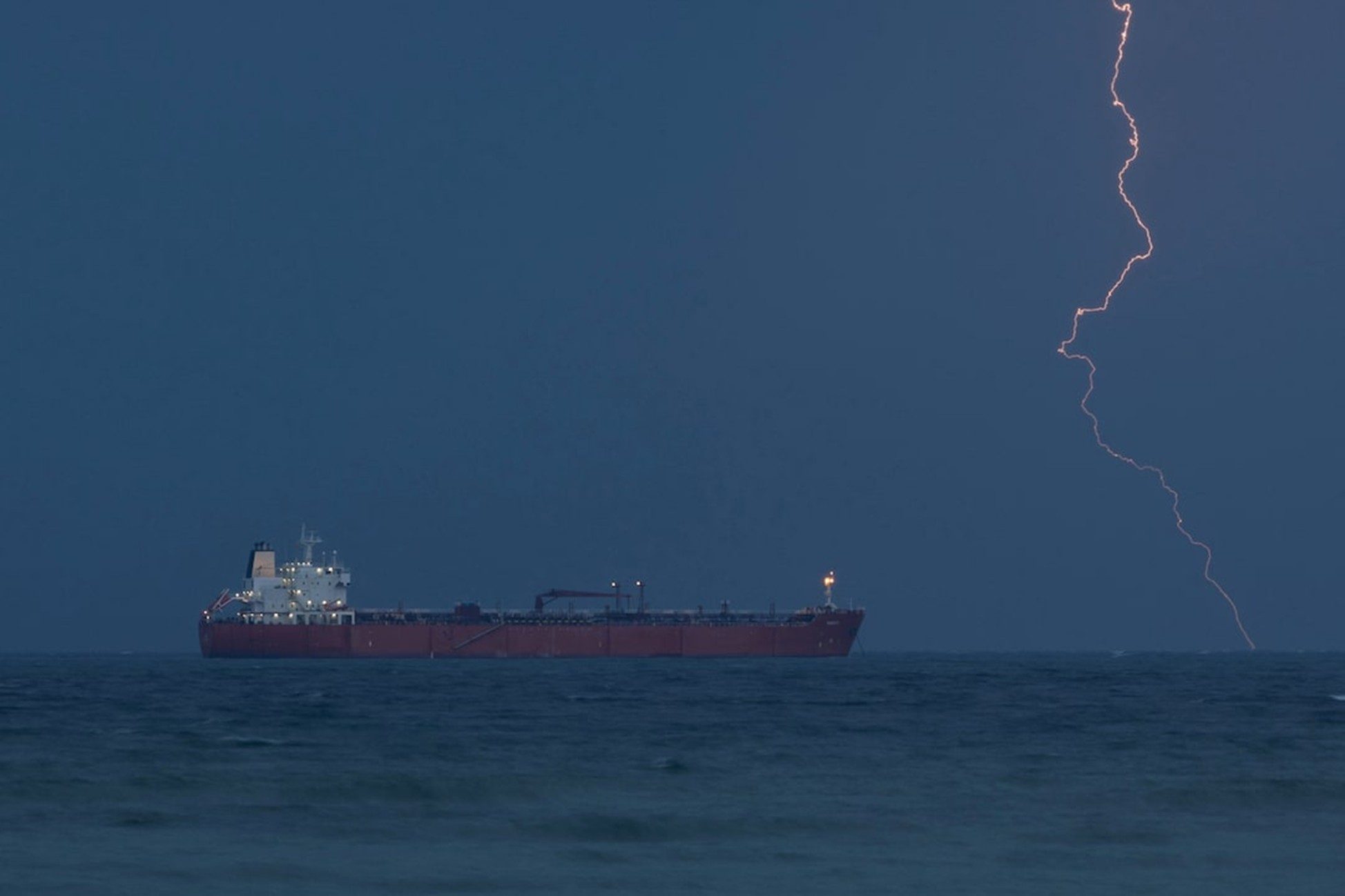 Iran threatens to retaliate against Gulf energy and water after Trump ultimatum