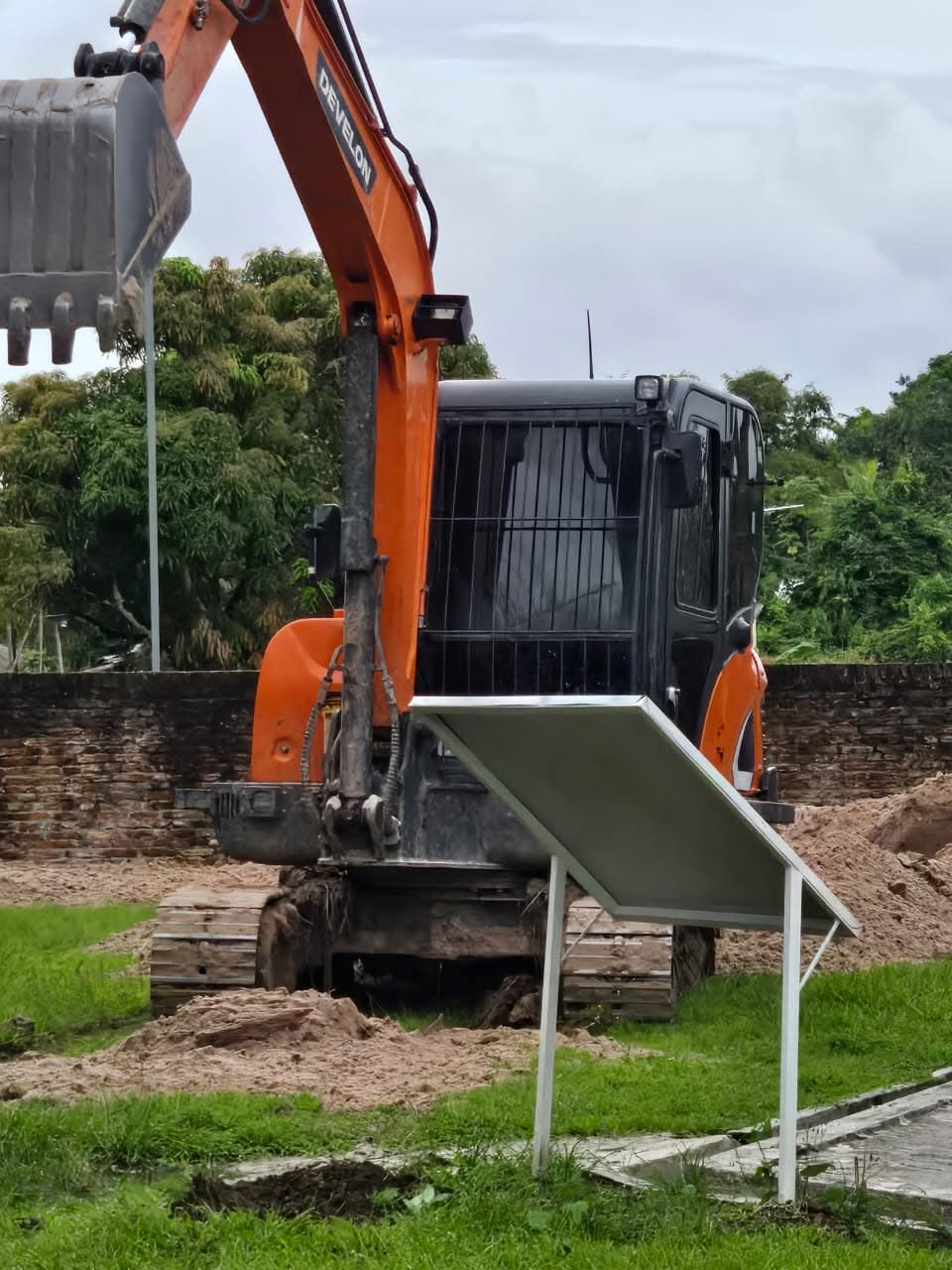 Citizens call on Govt. to preserve historical sites