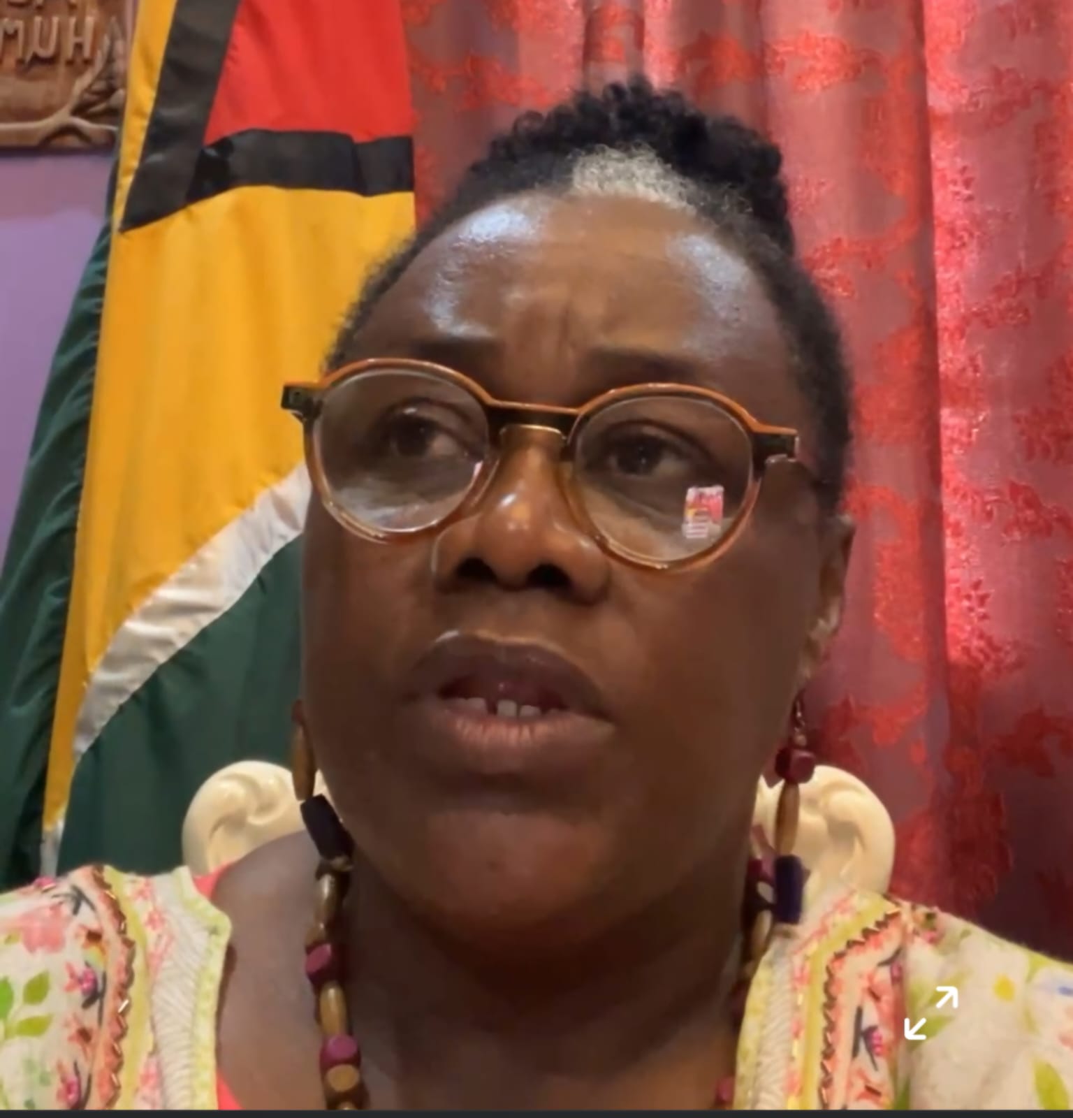 15-yr-old girl missing after escaping from Childcare agency