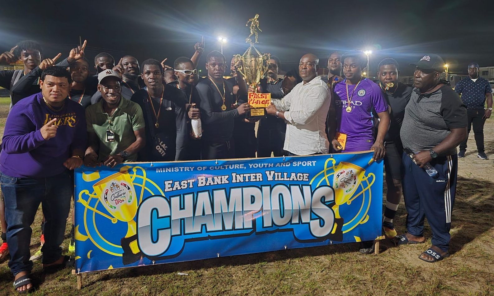 MVP & HGS Domini Garnett leads Grove to title; Herstelling settle for 3rd