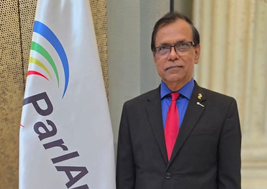Deputy Speaker attending democracy forum in Canada