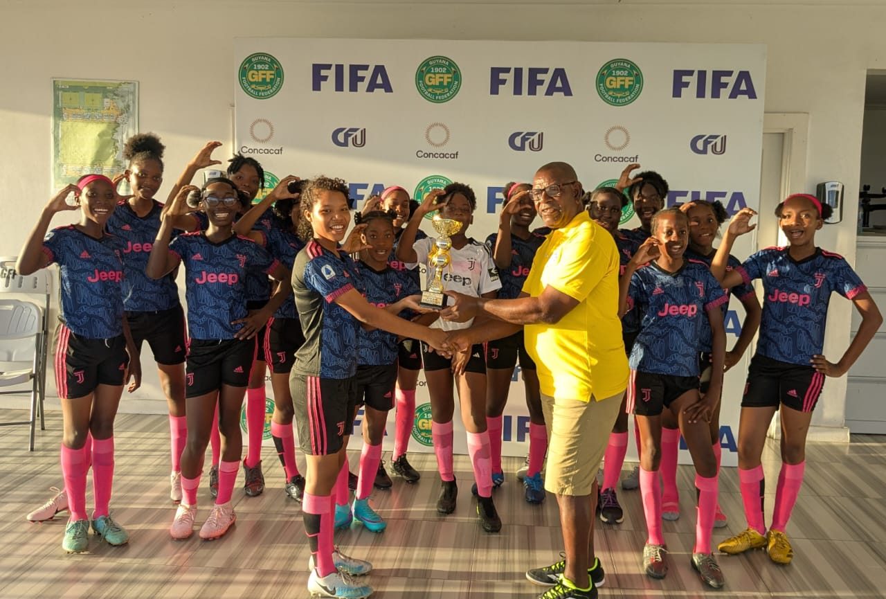 Marian Academy and The New Central High advance to Blue Water Shipping National U15 Girls Championship