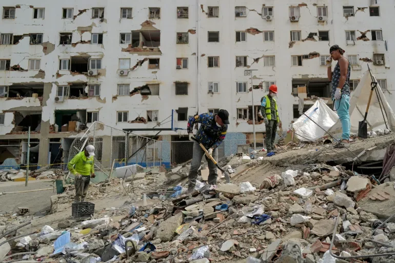Venezuela quakes death toll rises to 1,719, thousands still missing