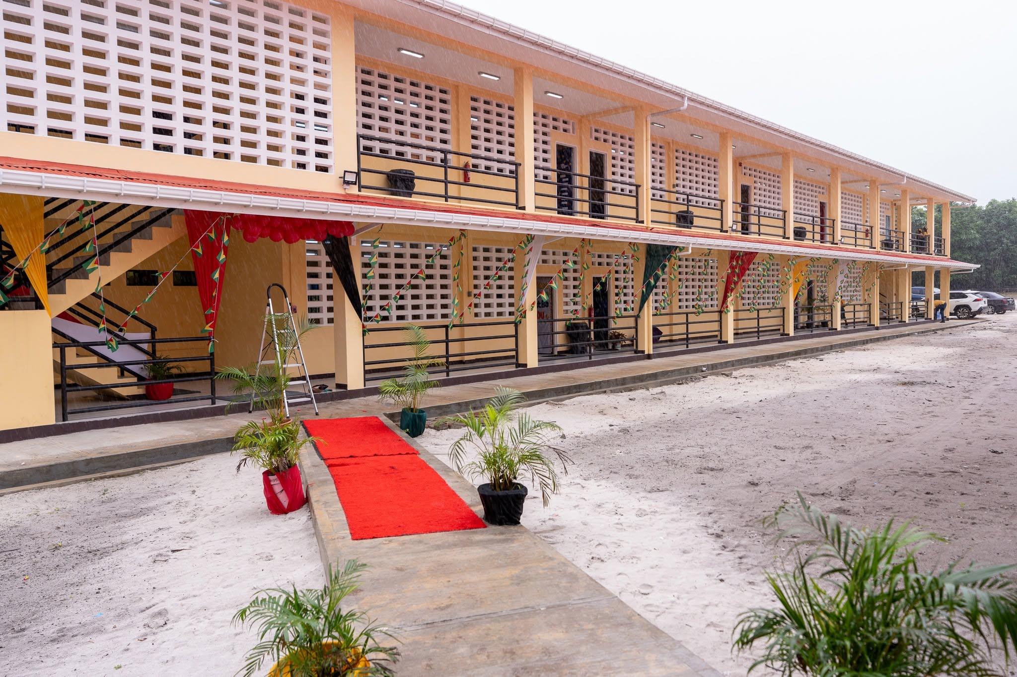 $177M New Teaching Block Commissioned at Yarrowkabra Primary to ease overcrowding