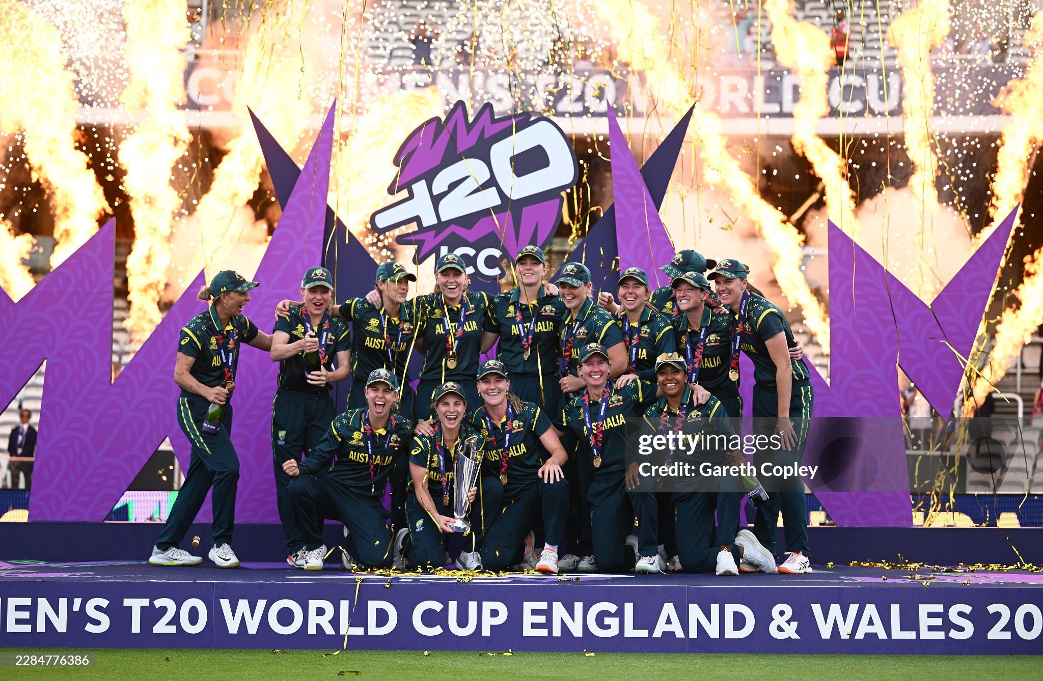 England’s hopes crushed as Australia win T20 World Cup