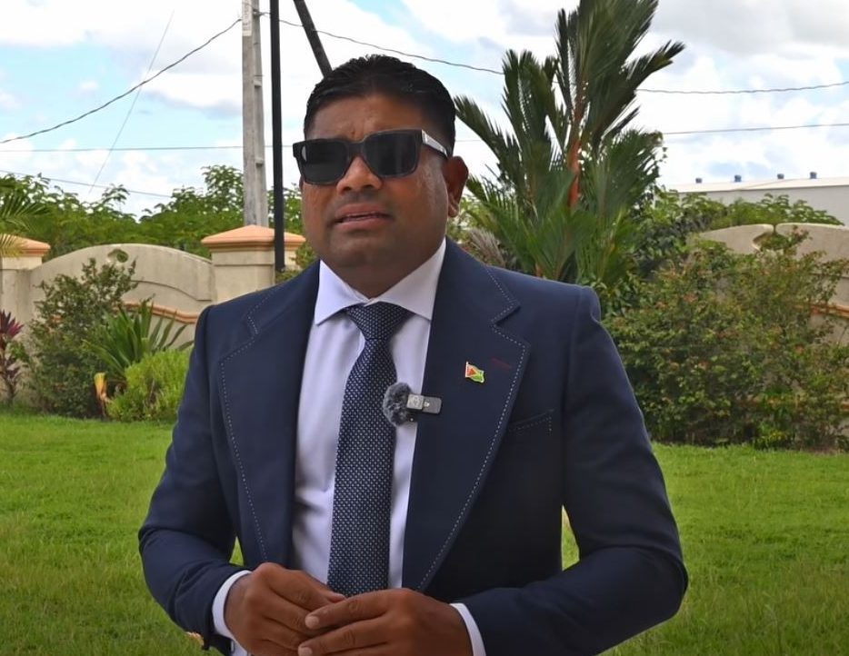 Mohamed’s offer to raise MV Barima, pushes Govt. to say victims’ relatives will decide