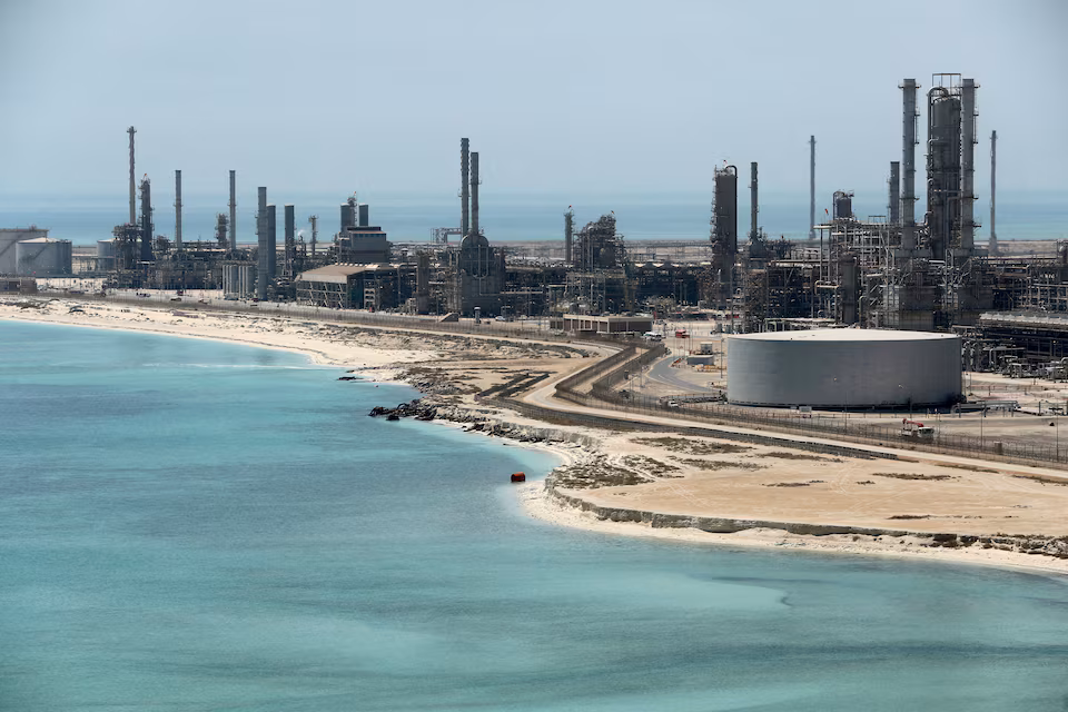 Oil settles up more than 3% to six-week high as Mideast conflict threatens oil transit routes