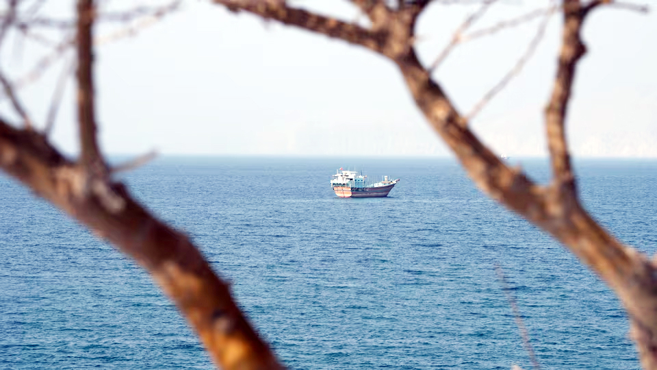 Iran threatens to go on offensive in Strait of Hormuz if diplomacy with US fails
