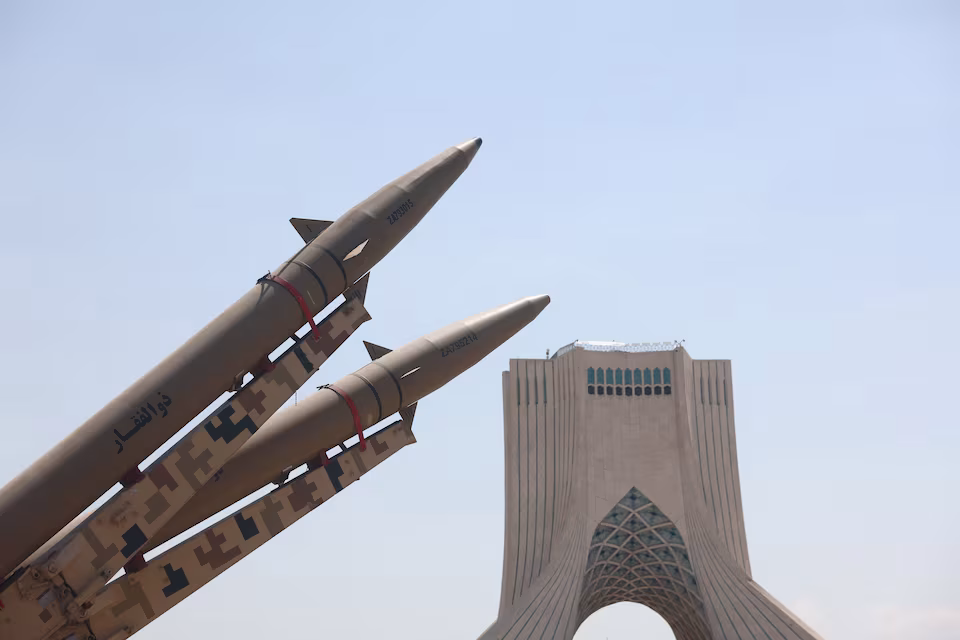 Iran threatens to hit Gulf states if U.S. launches new strikes          