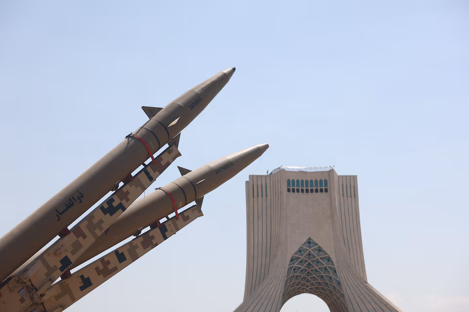 Iran threatens to hit Gulf states if U.S. launches new strikes