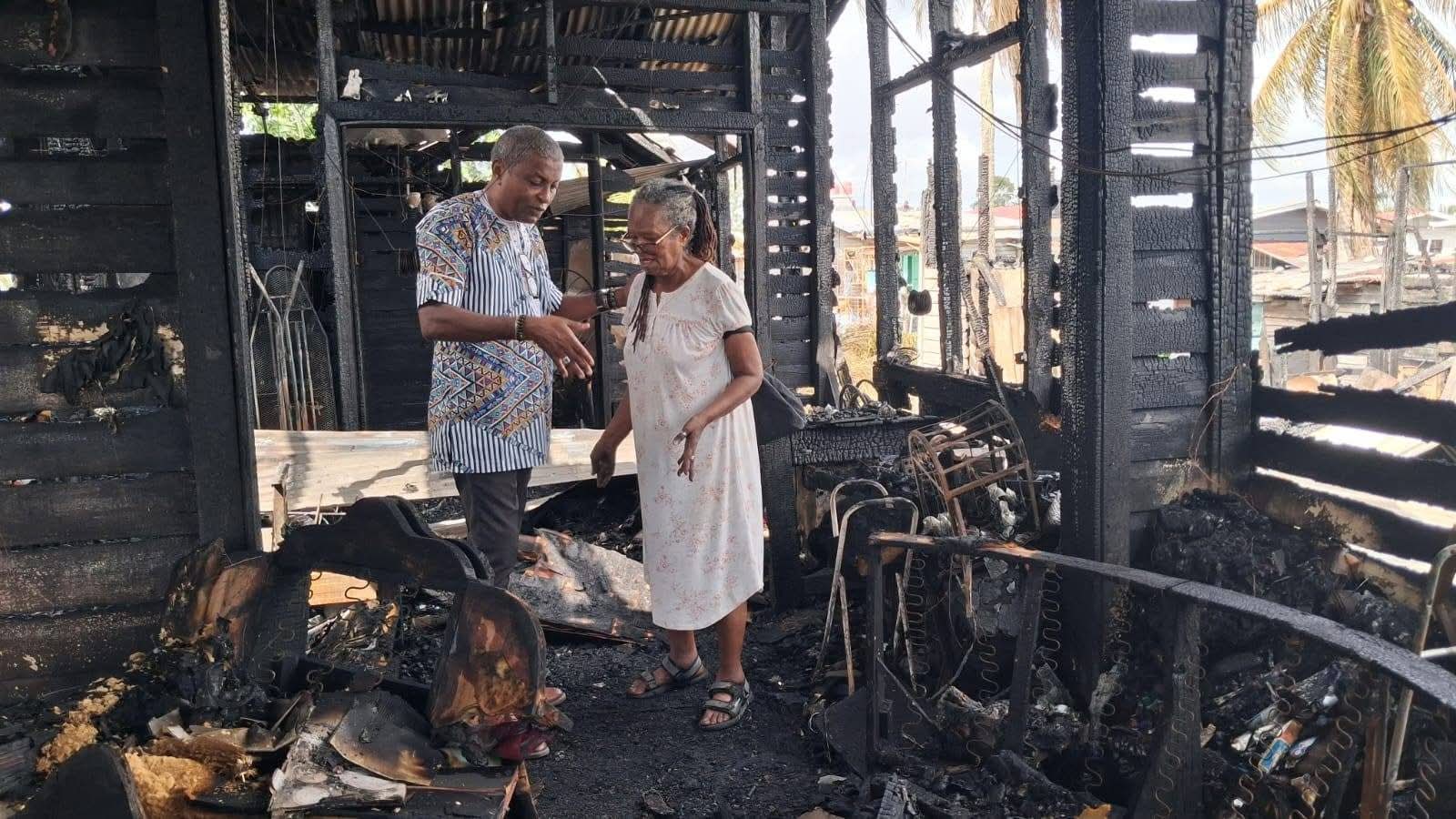 Elderly man dies in Lamaha Street fire