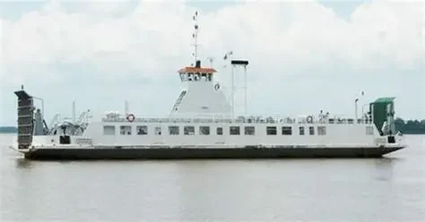 Suriname threatens to ground Canawaima ferry service over safety failures