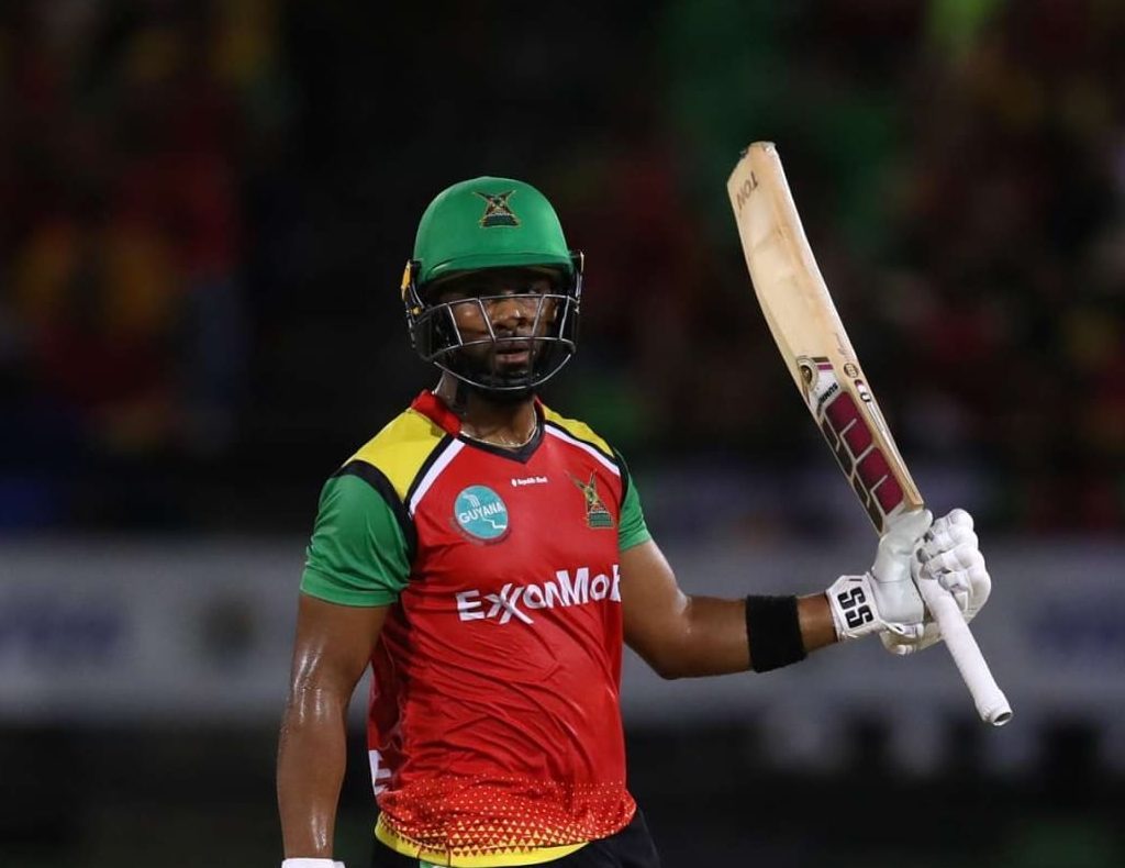 Warriors keep cool to win first battle of season