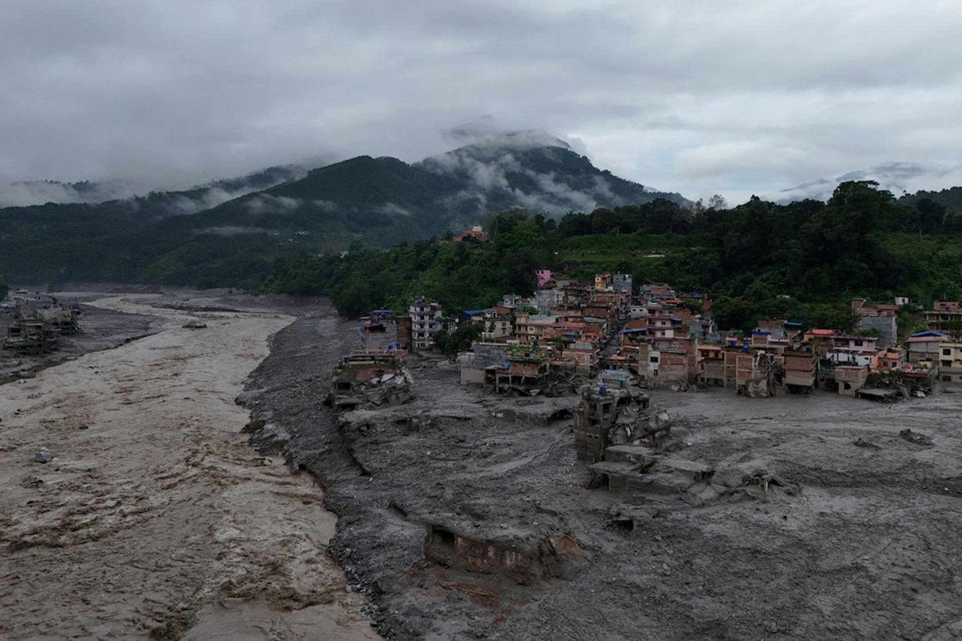 Hundreds killed, over 1,000 missing after Himalayan flood
