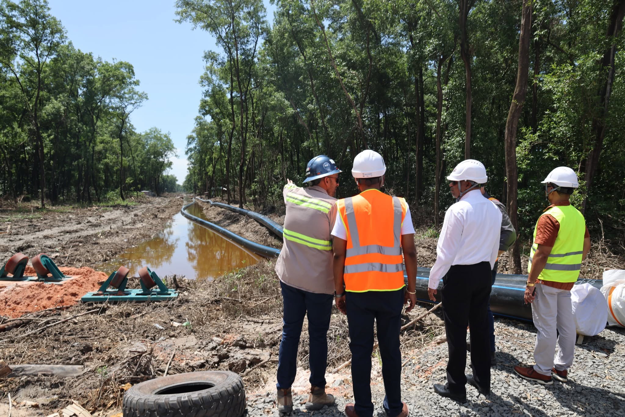 GPL begins drilling for new 69kV Demerara Riverbed cable