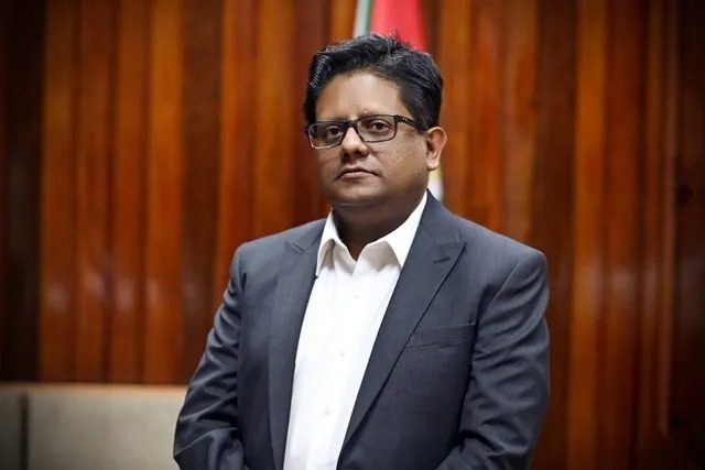 Govt. borrowed almost US$1B in first six months of 2026