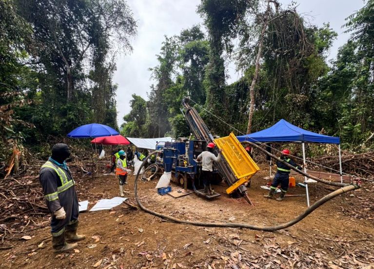 Australian firm ramps up exploration at Reg. 7 gold project with 3 drill rigs