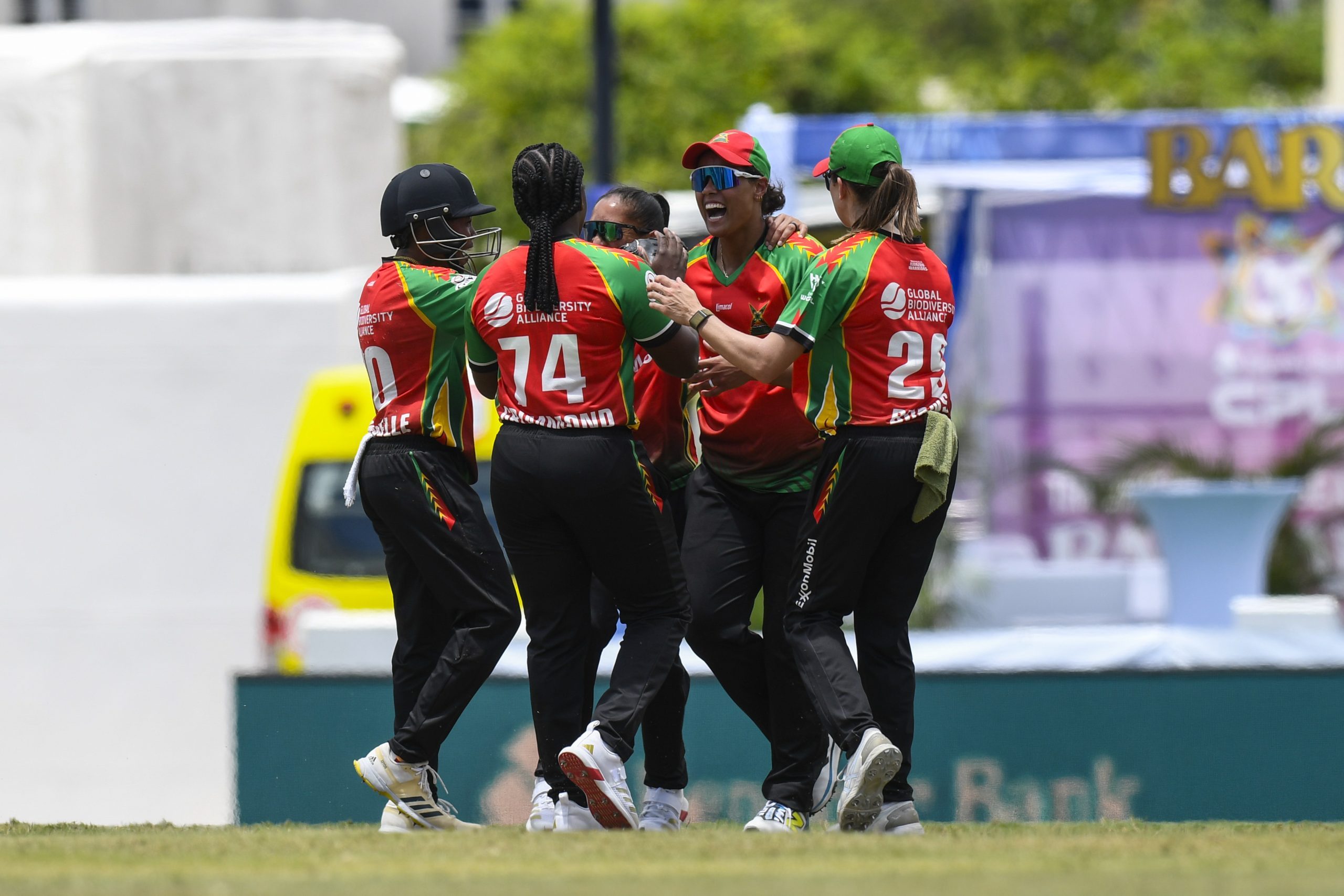 Empress defeat Warriors thanks to Henry Heroics