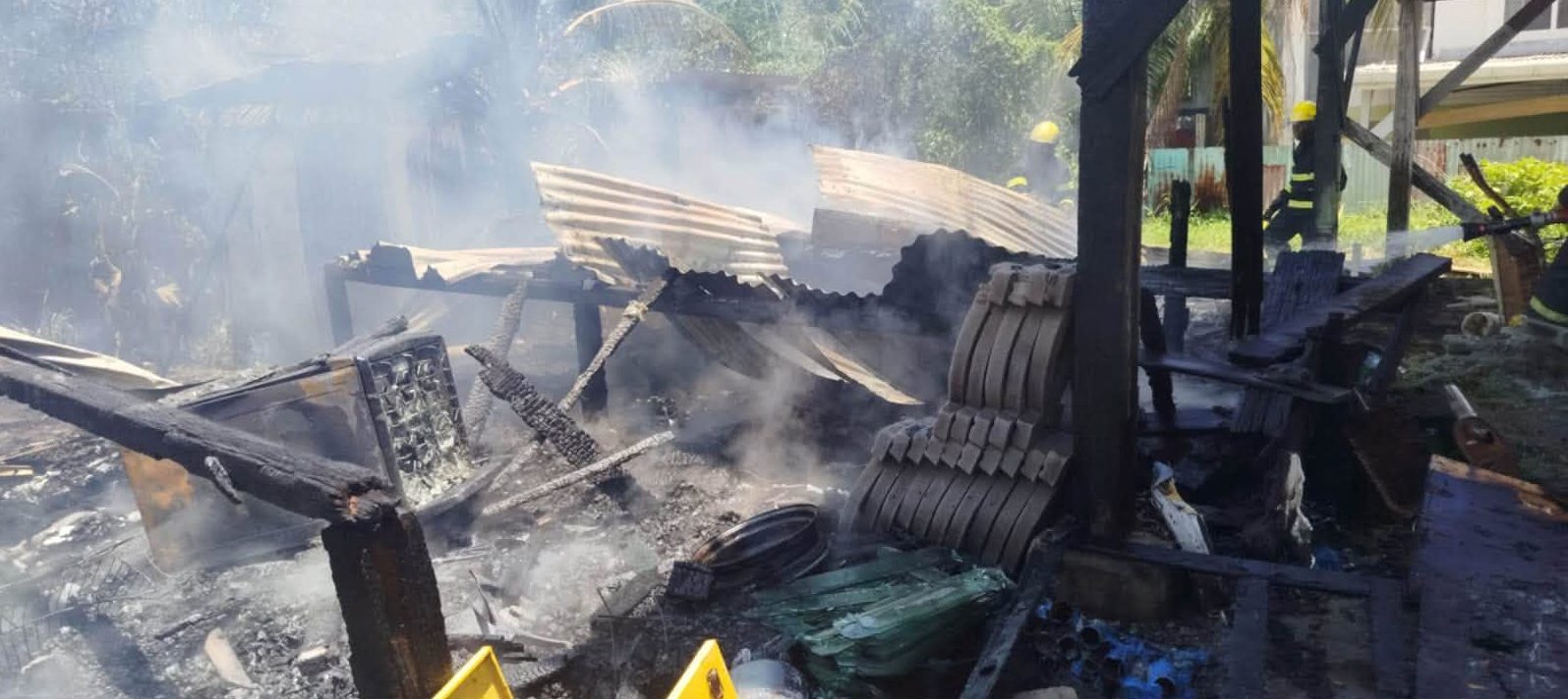 Fire destroys Lusignan building