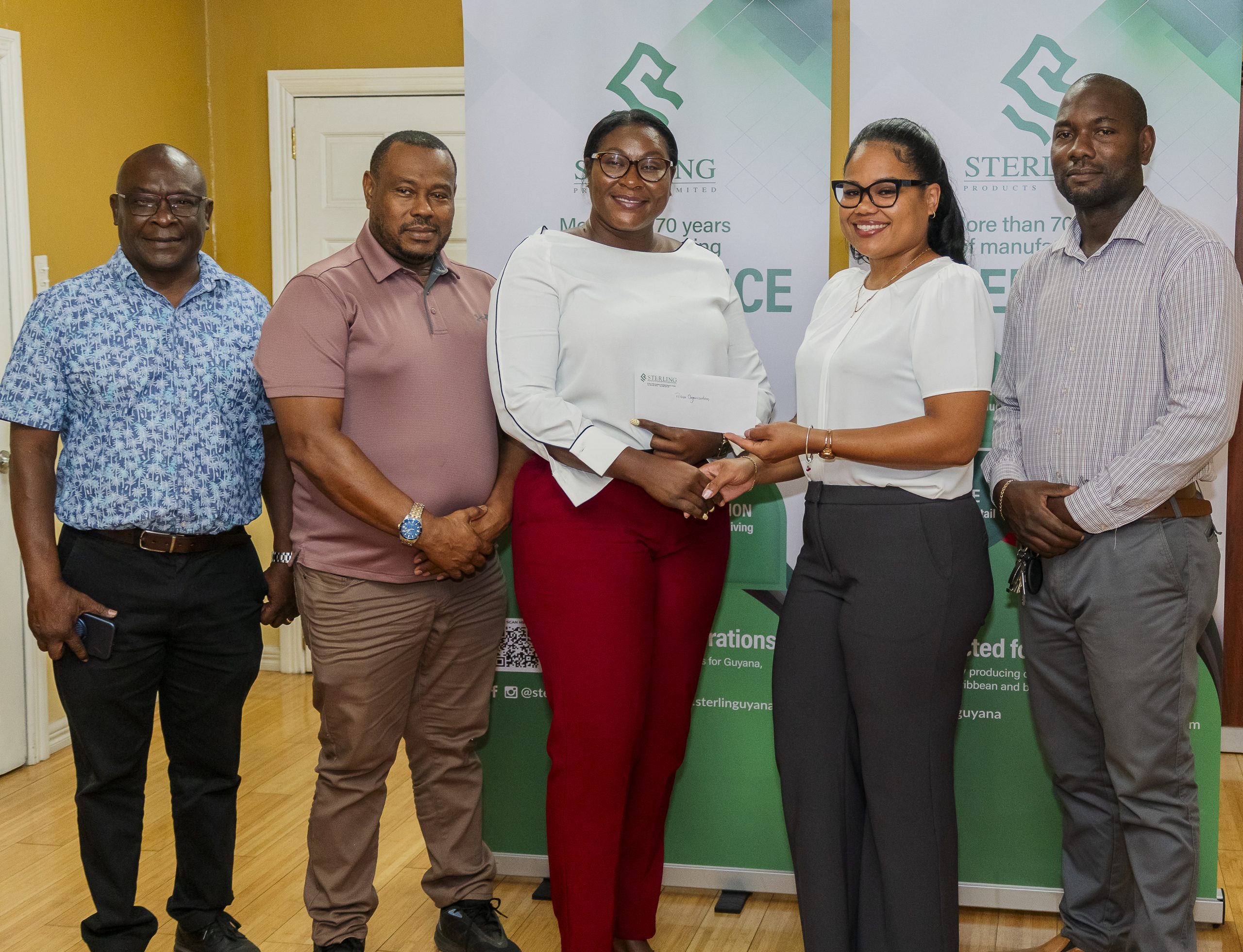 Sterling Products honours commitment with Pee Wee U11 Football sponsorship