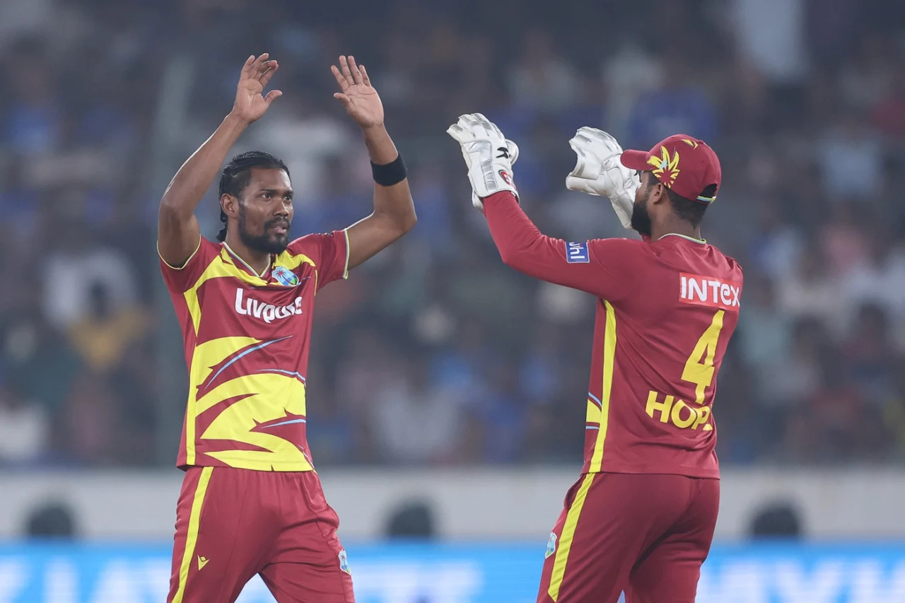 Hope’s ton, Paul’s five-for sink India