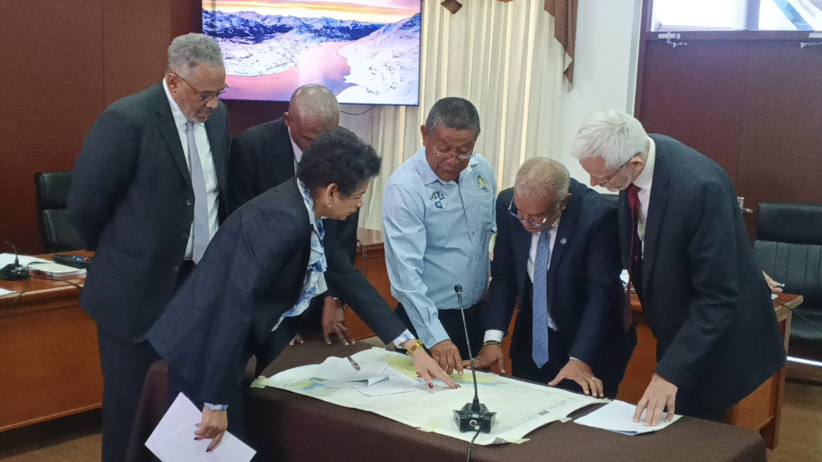 Wreck located 10 metres underwater as regulatory failures surface