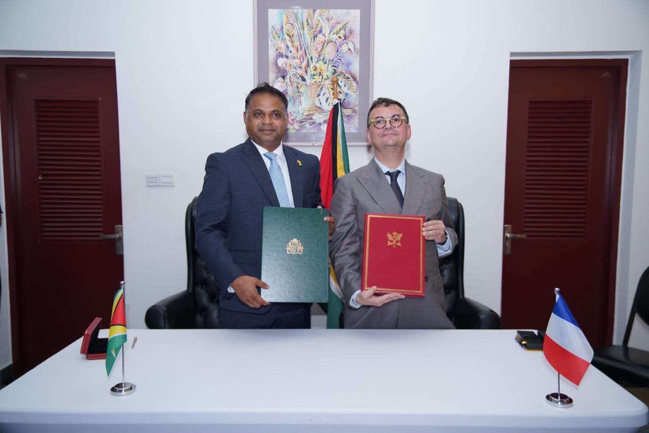 Guyana, France renew air services agreement