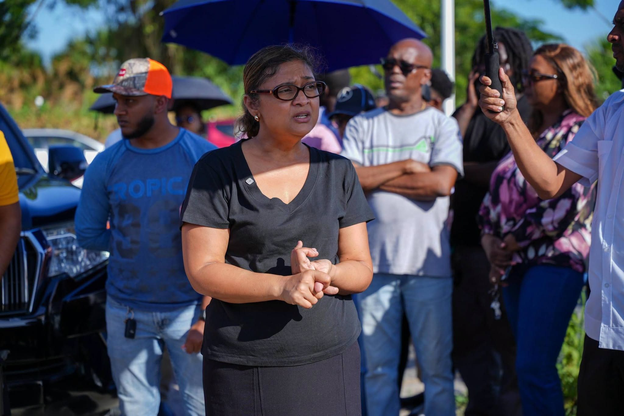 Minister Manickchand warns contractors of penalties for delays in Le Repentir Cemetery clean-up
